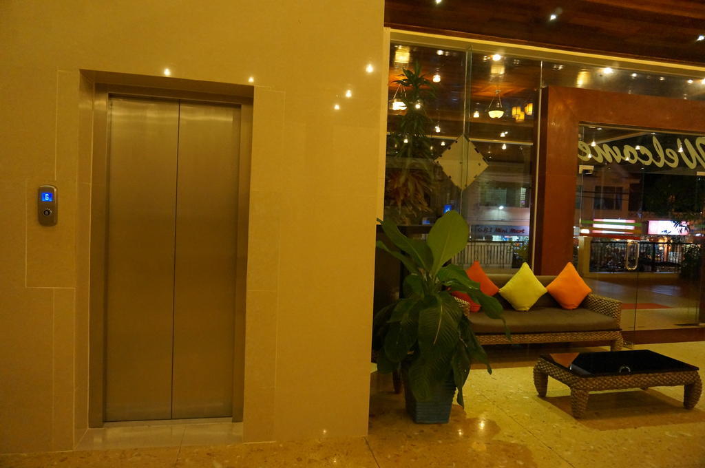 Serendipity Beach Resort Sihanoukville Exterior foto