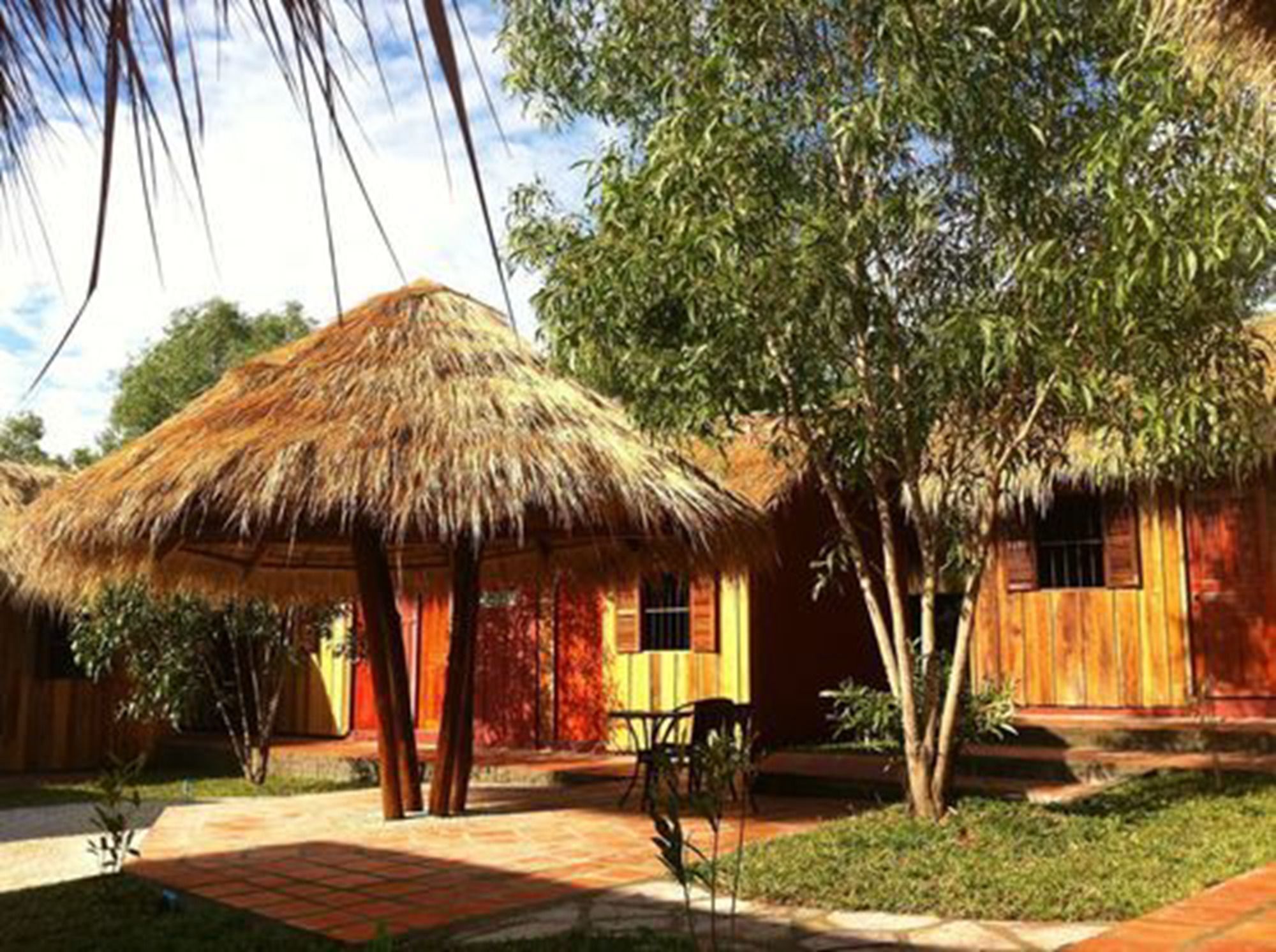 Serendipity Beach Resort Sihanoukville Exterior foto
